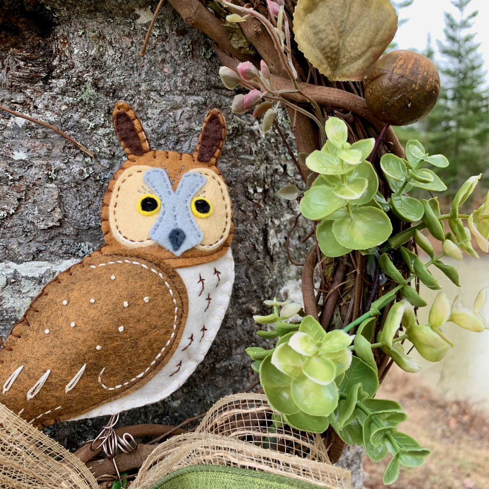 12â€³ Natural Owl Wreath | Downeast Thunder Farm