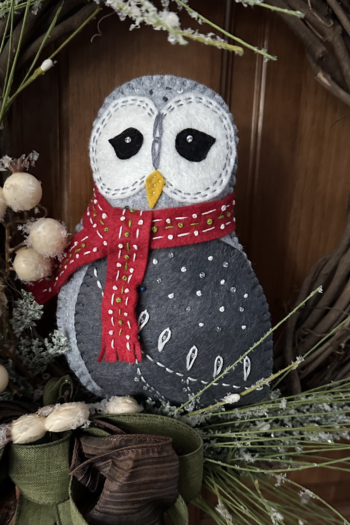 joyful owl tree topper